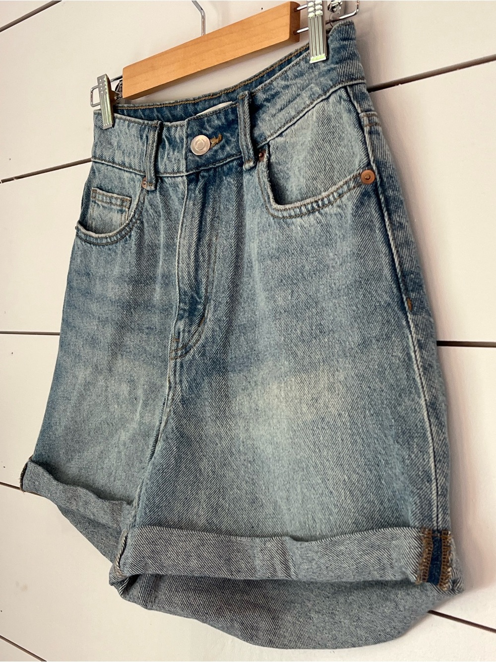 H&M clean girl coastal cowgirl Light Blue Rolled Hem Denim Shorts 100% cotton - Picture 3 of 6